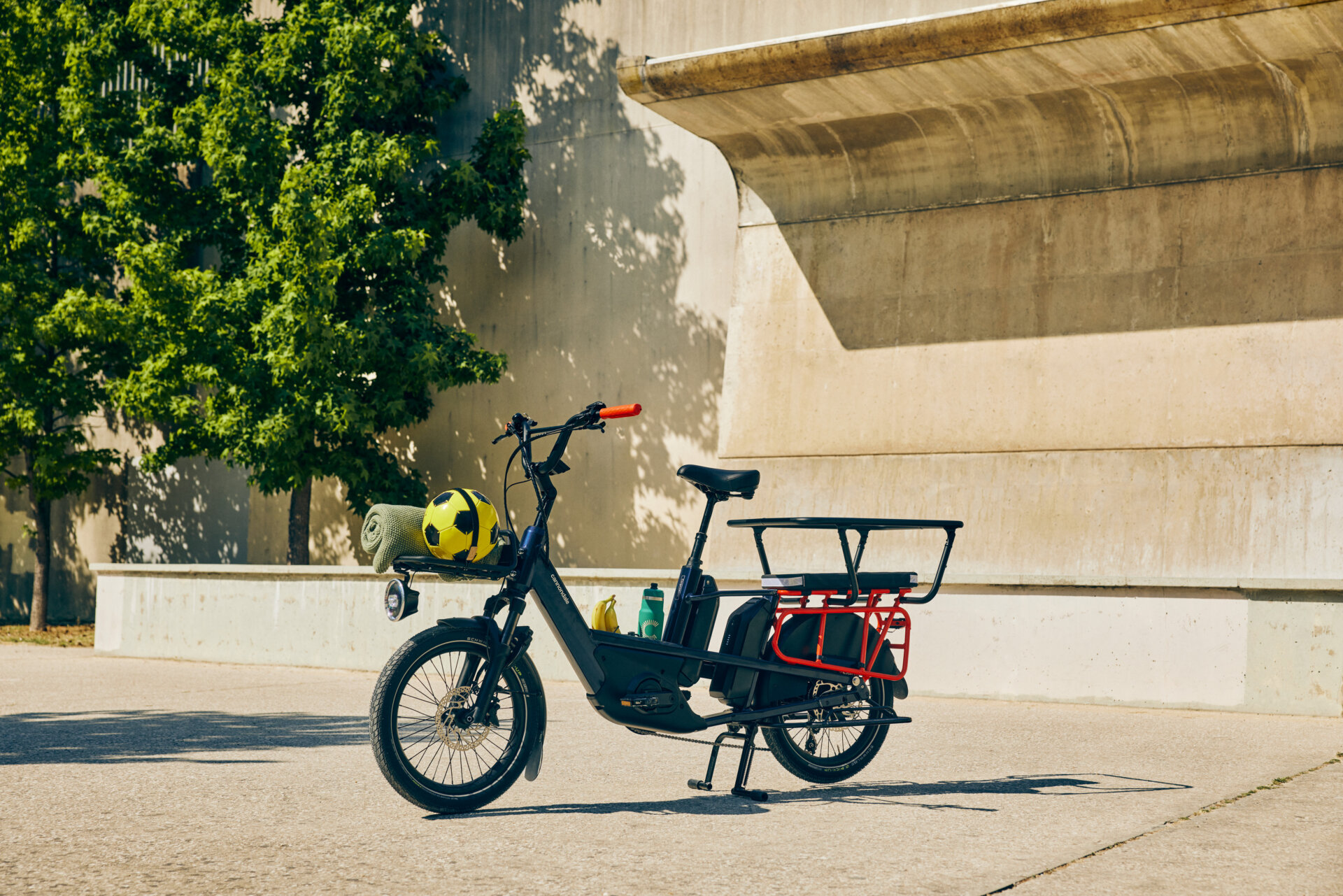 New Cargowagen NEO! Cannondale announces their first electric cargo bike