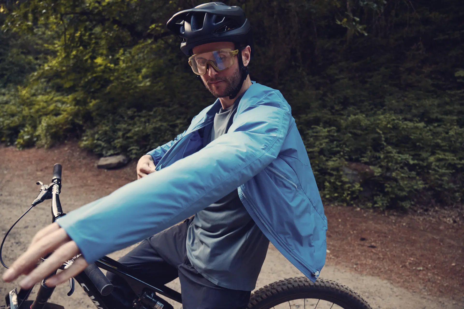 Veste Coupe-vent GORE WEAR Fernflow Homme - Léger, Respirant, Traitement DWR, Manches Réfléchissantes